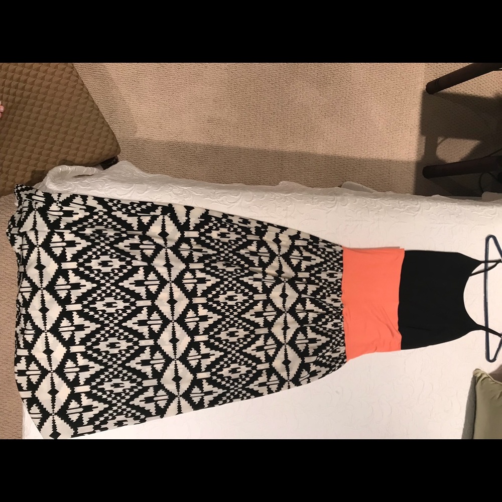 Maxi and tank outfit!